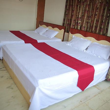 Provanil Guest House Puri Exterior photo